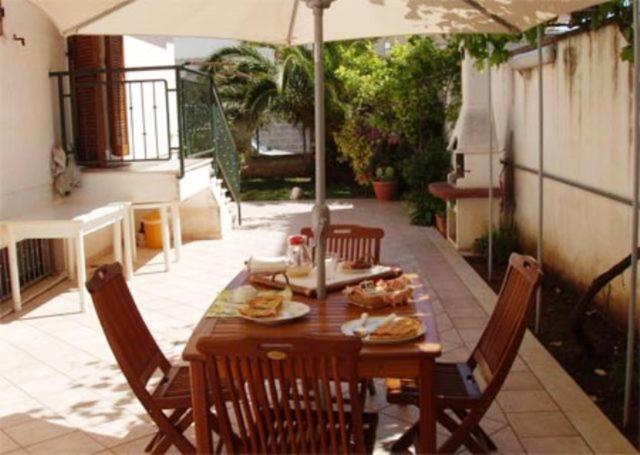 Residenza Del Sole Bed & Breakfast Surbo Eksteriør bilde
